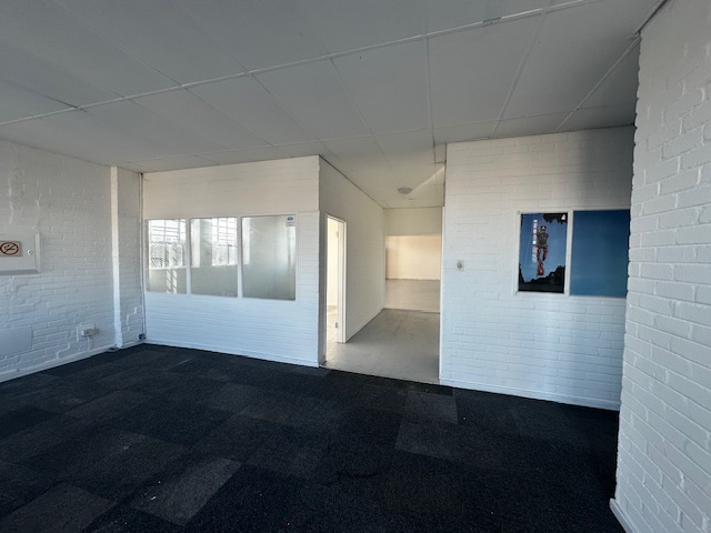 To Let Commercial Property for Rent in Maitland Western Cape